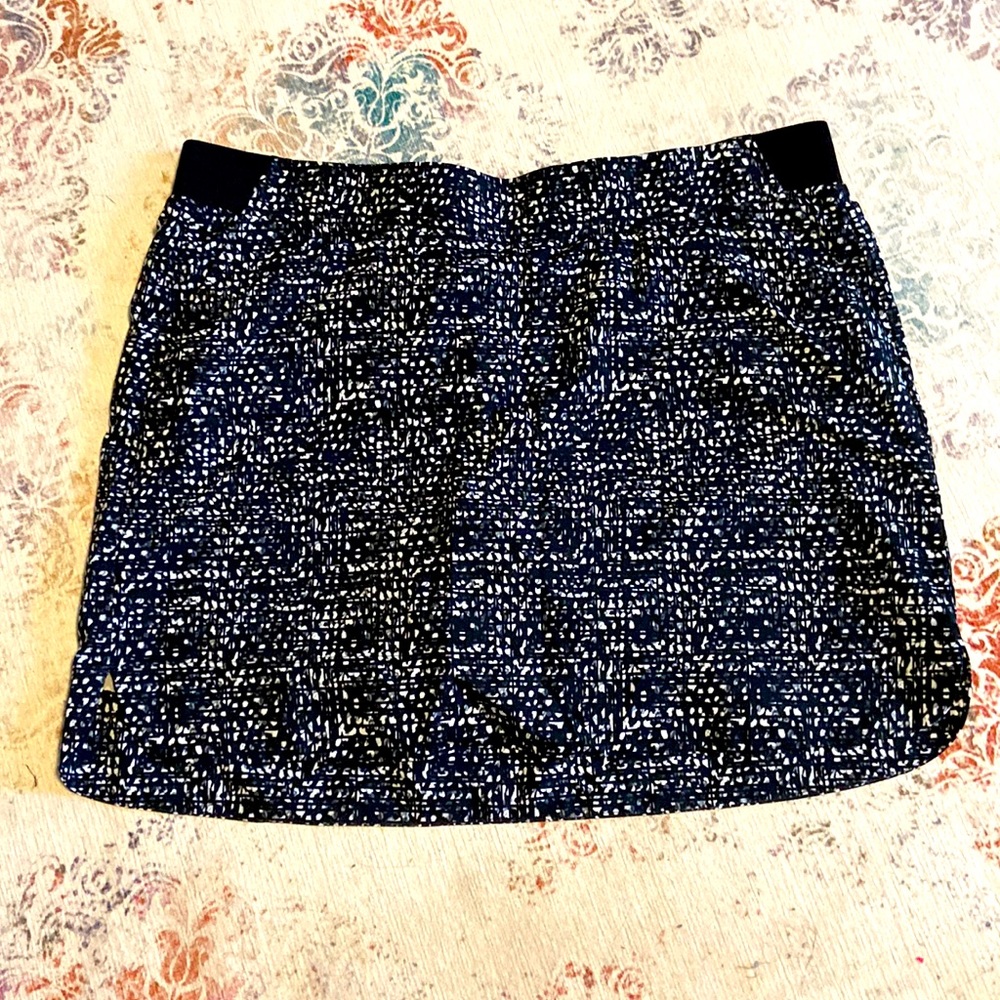 Womens Golf Skirt. I believe it was from Costco. Size XL.